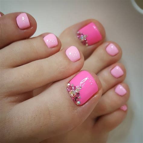 pretty pedicures